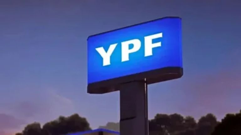 alt title